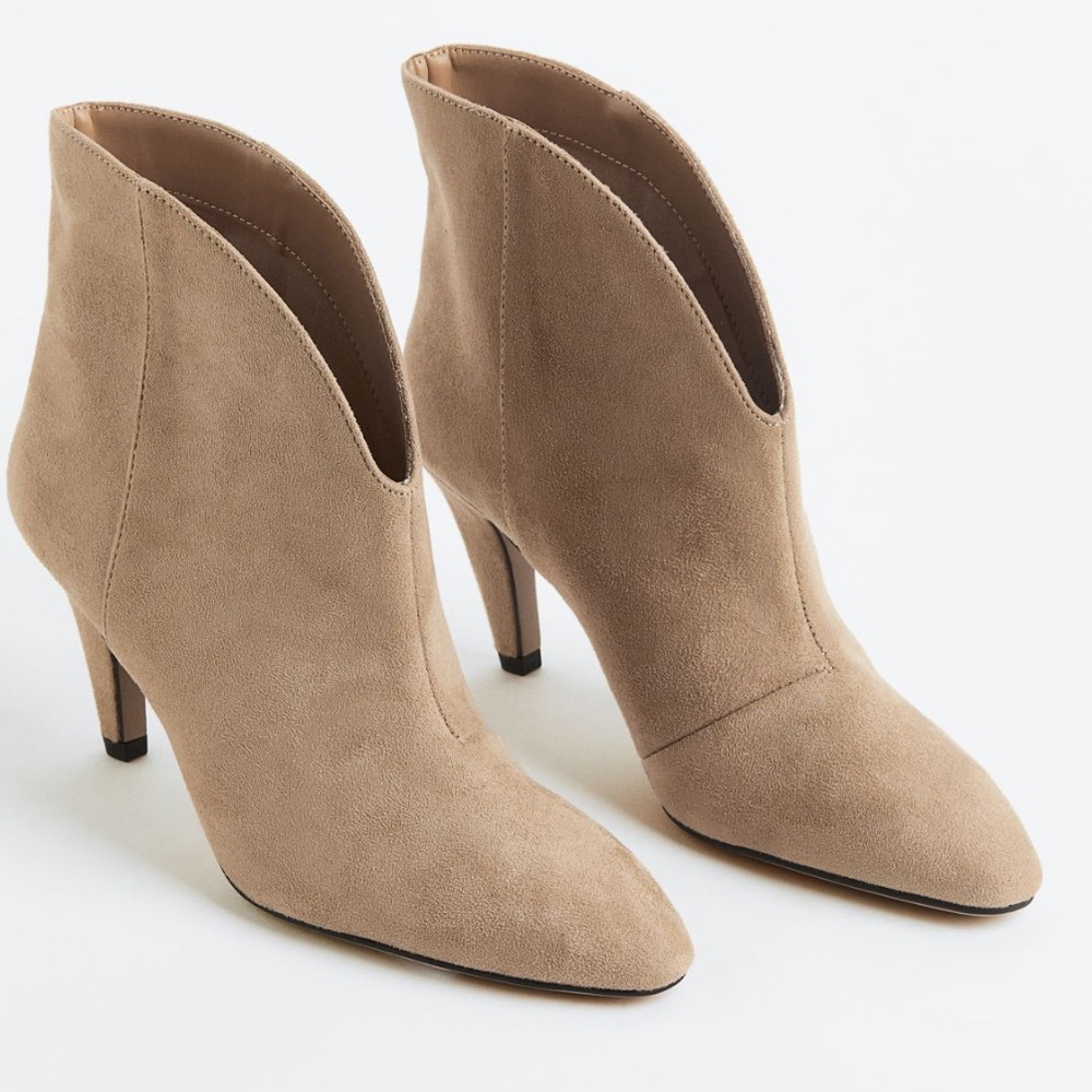 🍂BNWOT H&M heeled boots🍂